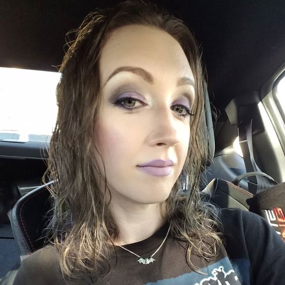 Meet your Posher, Melanie - Picture 1 of 1